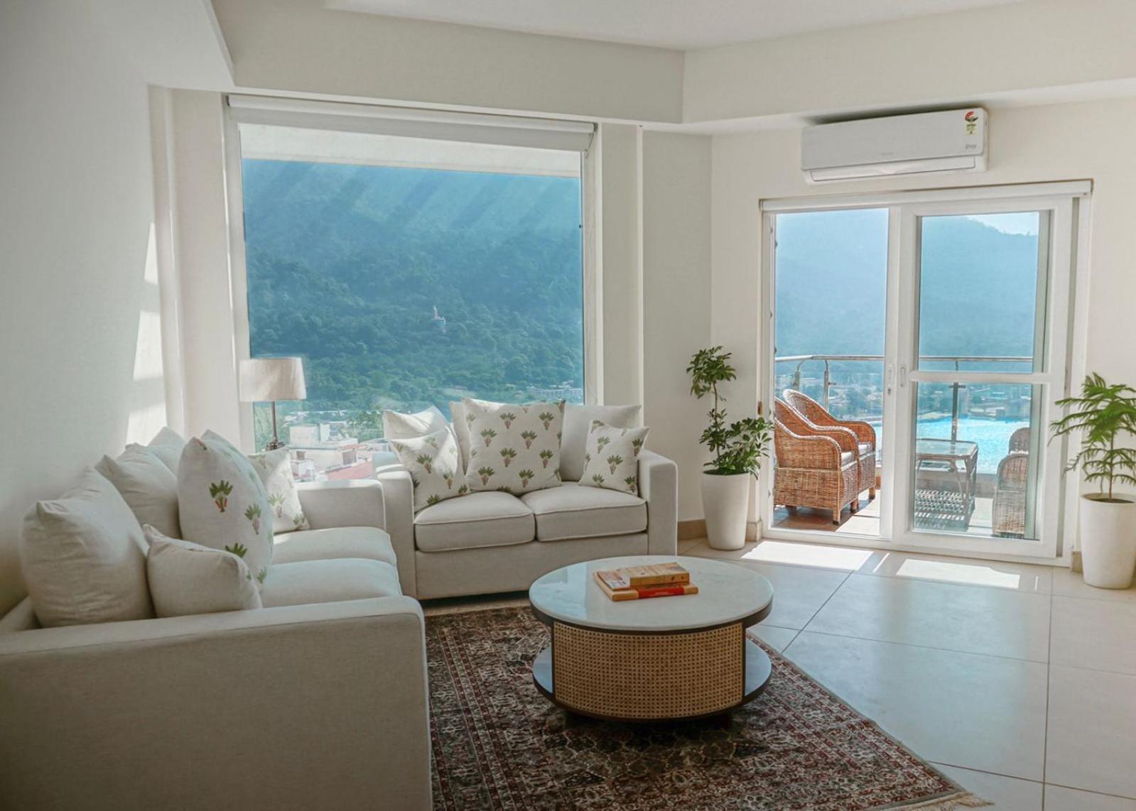 Golden Healing Journeys Homestay Rishikesh Bagian luar foto