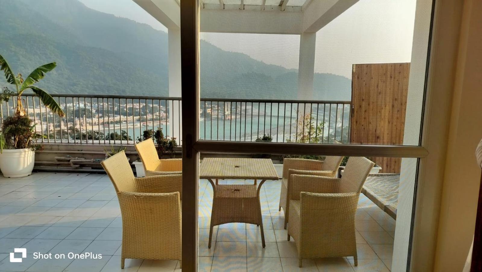 Golden Healing Journeys Homestay Rishikesh Bagian luar foto